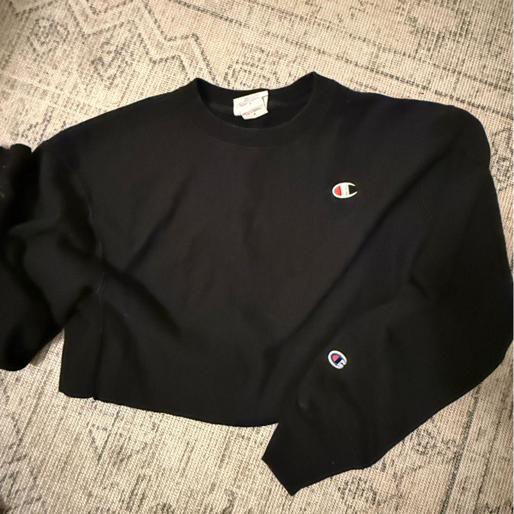 Champion Crop Top Black Crewneck Pullover